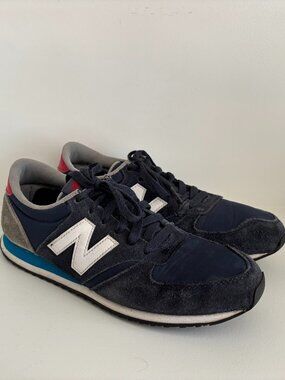 New Balance 420 unisex sneakers (size 8 MEN us or 41.5 eu)